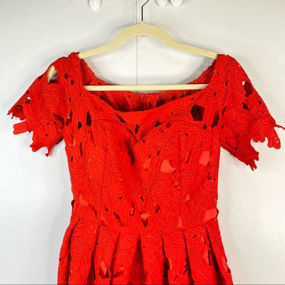 Chichwish Off Shoulder Floral Cutout Lace Skater Dress Mini Silhouette Red Small - Picture 5 of 15